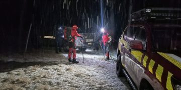 Operațiune contracronometru a Salvamont Maramureș pentru salvarea unui cetățean ucrainean rănit în zona Vf. Pop Ivan