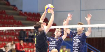Volei. Înfrângere pe teren propriu pentru Știința Explorări Baia Mare