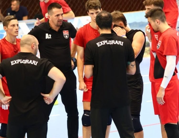 Volei. Divizia A1. Știința Explorări Baia Mare joacă mâine în deplasare cu Dinamo