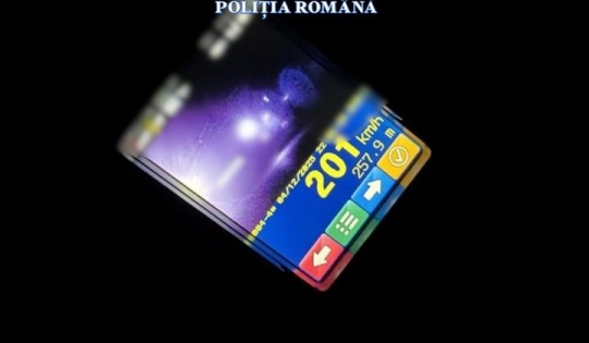 A dat peste cap radarul: 201 km/oră și drogat la volan!