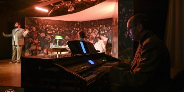 Poftiți la Teatru: reACȚIUNE – o fandacsie muzicală inspirată de I. L. Caragiale