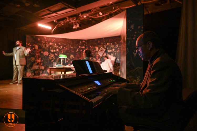 Poftiți la Teatru: reACȚIUNE – o fandacsie muzicală inspirată de I. L. Caragiale