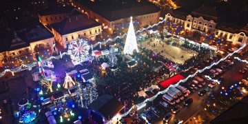 GALERIE FOTO: Baia Mare a îmbrăcat straie de sărbătoare!