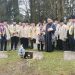 Omagiu adus Eroilor Români îngropați în Cimitirul din Zvolen, Slovacia, de către Corul bărbătesc din Finteușu Mare