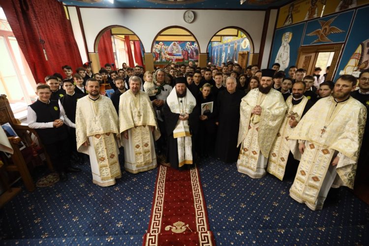 Hirotonire și parastas la Seminarul Teologic „Sfântul Ierarh Iosif Mărturisitorul” din  Baia Mare