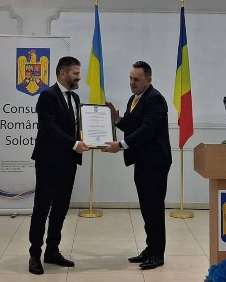Diploma de Excelență acordată Salvamont Maramures de către Consulatul României la Solotvino – Ucraina.