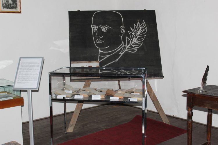 Expoziția „Cărți în limba italiană din biblioteca Părintelui Dr. Vasile Lucaciu” la Șișești