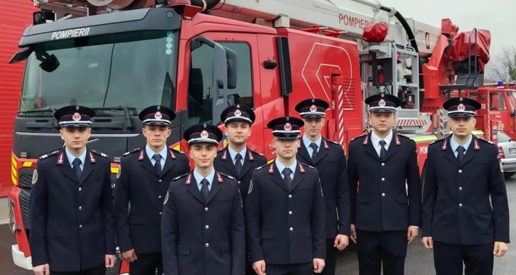 Opt noi subofițeri s-au alăturat echipei ISU Maramureș