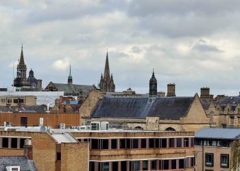 Când Dumnezeu rămâne singur la masa pregătită pentru om…