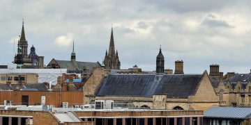 Când Dumnezeu rămâne singur la masa pregătită pentru om…