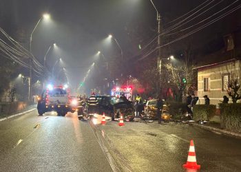 Accident rutier pe Strada Victoriei din Baia Mare. Trafic blocat. FOTO