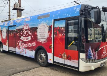 Autobuzul lui Moș Crăciun pornește la drum prin Baia Mare. Magie pe roți până în 31 decembrie