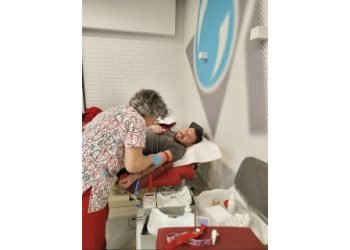 Zeci de angajați VITAL au oferit cel mai frumos cadou de Crăciun: au donat sânge!