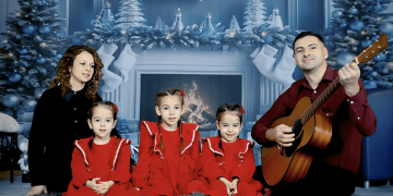 Colind din suflet de Maramureș: fetele lui Florin Gherman aduc tradiția mai aproape de oameni