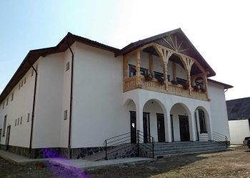 Acțiune de informare și prevenire la Dragomirești: „Dumnezeu te-a creat pentru cer, nu pentru praf”