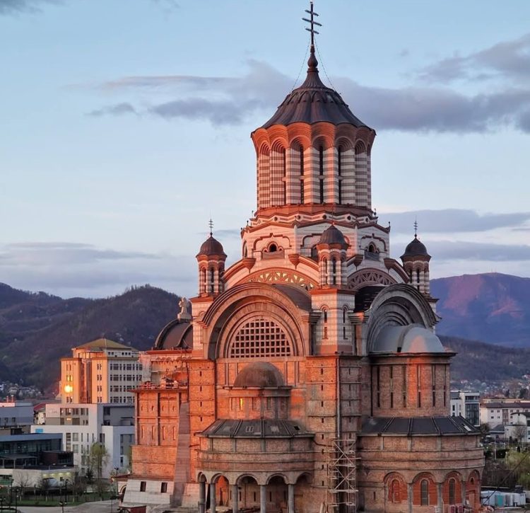 Catedrala ortodoxă Sfânta Treime din Baia Mare – Programul liturgic de praznicul Nașterii Domnului