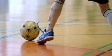 Cupa Minerul la fotbal în sală. Azi despre Labradorii