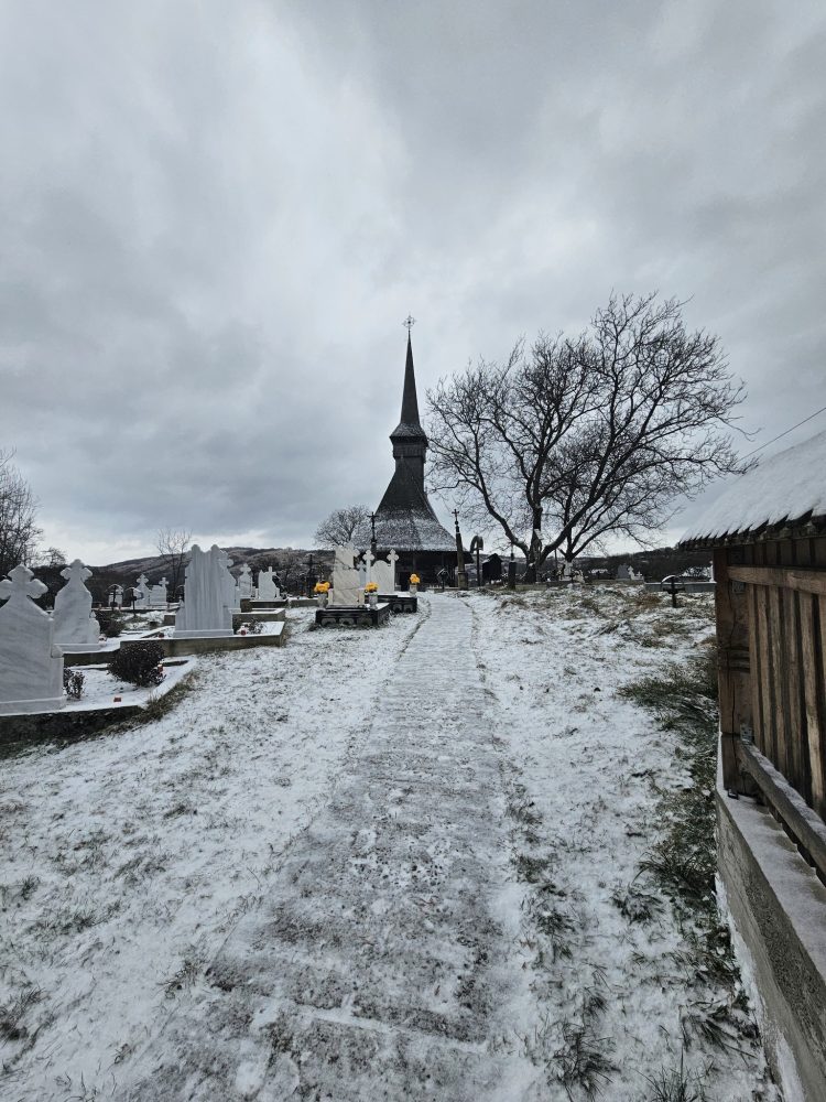 Parohia ortodoxă “Sf. Ierarh Nicolae” Glod, programul liturgic