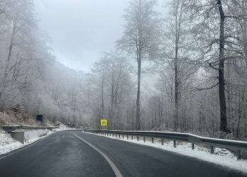 Vreme de iarnă și condiții dificile de trafic în Maramureș. Recomandări pentru șoferi