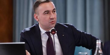 Bogdan Ivan: România ori rămâne o ţară care reacţionează la deciziile altora, ori devine o ţară care le influenţează. Eu cred că România poate mai mult