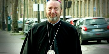 A fi sau a nu fi gârbovi: Meditația PF Claudiu la Duminica a XXVII-a după Rusalii