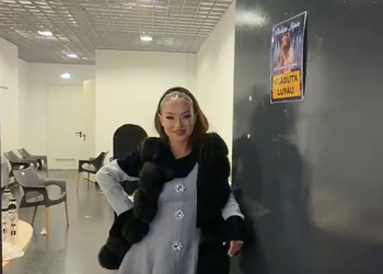 Incident la concertul Vlăduței Lupău din Cluj: artista a rămas fără geantă în propria cabină