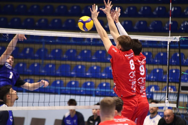 Volei. Succes în Cupa României! Știința Explorări Baia Mare – CSM București 3-1