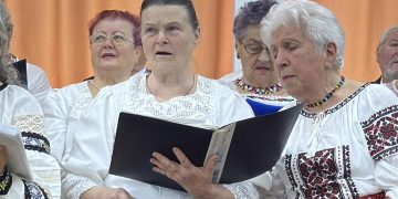 Corul „Crizanteme” al Asociației CASPEV caută seniori pasionați de muzică