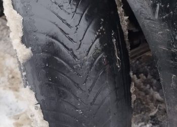 Poliția, controale stricte pe drumurile cu zăpadă: amenzi și taloane reținute în Maramureș