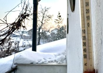 Noaptea trecută, la Târgu Lăpuș, cea mai scăzută temperatură din România: -20°C