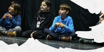 Atelier organizat pentru copiii băimăreni la Teatrul Municipal Baia Mare – Secția Păpuși