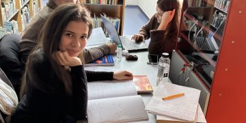 FOTO: Biblioteca Judeţeană „Petre Dulfu” Baia Mare, refugiu pentru studenții aflați în sesiune