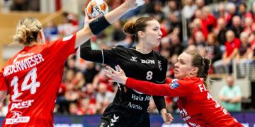 Handbal. Când uiți că un meci de handbal ține doar 60 de minute… Minaur învinsă în ultimele secunde de Thuringer HC!