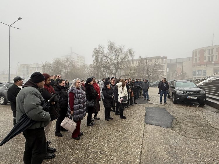 Sindicatele maramureșene din administrația publică au ieșit în stradă să protesteze!