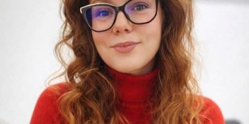 PSIHOLOGUL DE SERVICIU: O lume în care se simțea cu voce tare