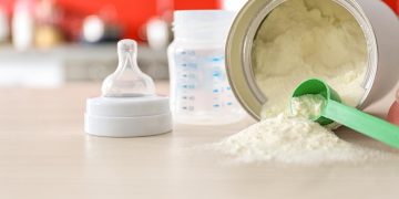 Avertisment global! Hrană pentru bebeluși contaminată, retrasă din comerț