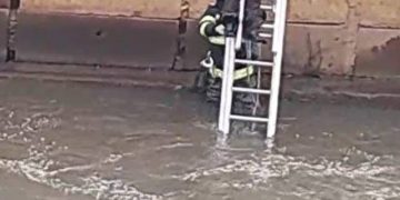 Situație critică în zona Vivo din Baia Mare. O persoană găsită fără viață în râul Săsar