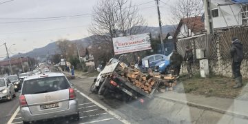Accident la urcarea pe Dura!