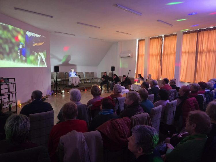 Muzică și poezie, într-o atmosferă de neuitat la Centrul CASPEV