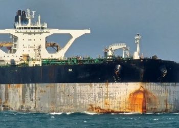 Trupele SUA au capturat un petrolier rusesc în Atlantic. Rusia a trimis nave şi un submarin în apărarea sa