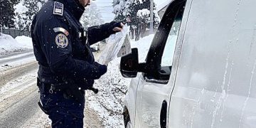 Zeci de autoturisme verificate și amenzi de peste 5.000 de lei, în urma unei acțiuni a poliției în Sighet