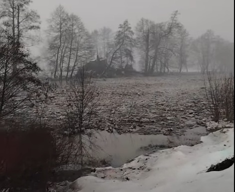 Detonări controlate pentru eliminarea zăpoarelor de gheață în localitatea Răzoare