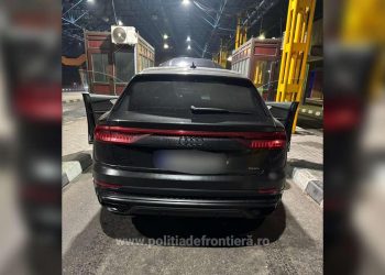 Autoturism în valoare de 50.000 de euro, căutat de către autoritățile din Italia, descoperit de polițiștii de frontieră români