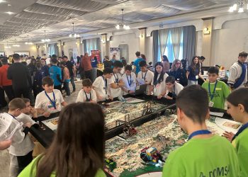 Baia Mare găzduiește faza regională a concursului FIRST LEGO LEAGUE România