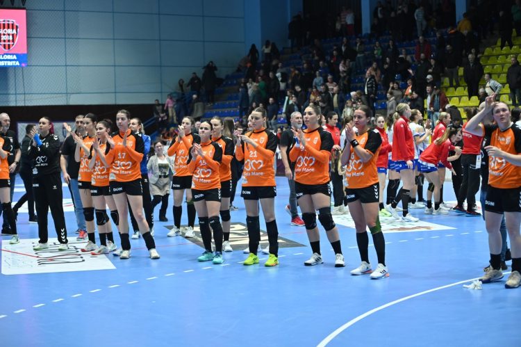 HANDBAL – Fetele de la Minaur au rezistat cât s-a putut cu Gloria