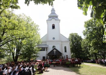 Comunitatea greco-catolică din Racșa reclamă marginalizare și blocaje administrative: „Suntem împinși spre dispariție”