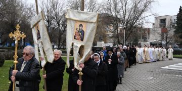 Sărbătoarea „Întâmpinarea Domnului” și Ziua Vieții Consacrate, marcată la Parohia „Sfânta Maria” din Baia Mare