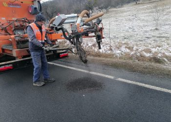 Au început plombările pe drumurile naționale din Maramureș