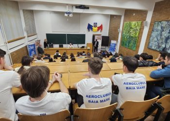 Start de sezon la Aeroclubul Baia Mare: peste 100 de tineri pornesc spre cer