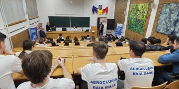 Start de sezon la Aeroclubul Baia Mare: peste 100 de tineri pornesc spre cer